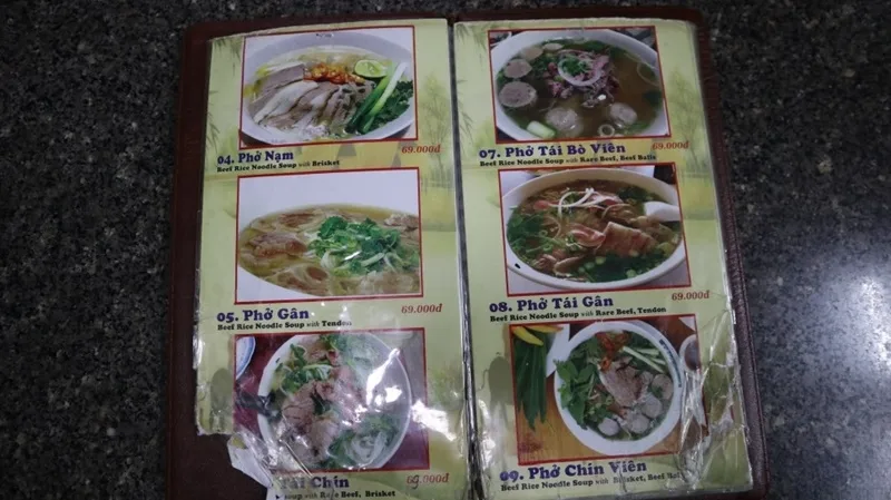 호치민 맛집 포뀐 메뉴판