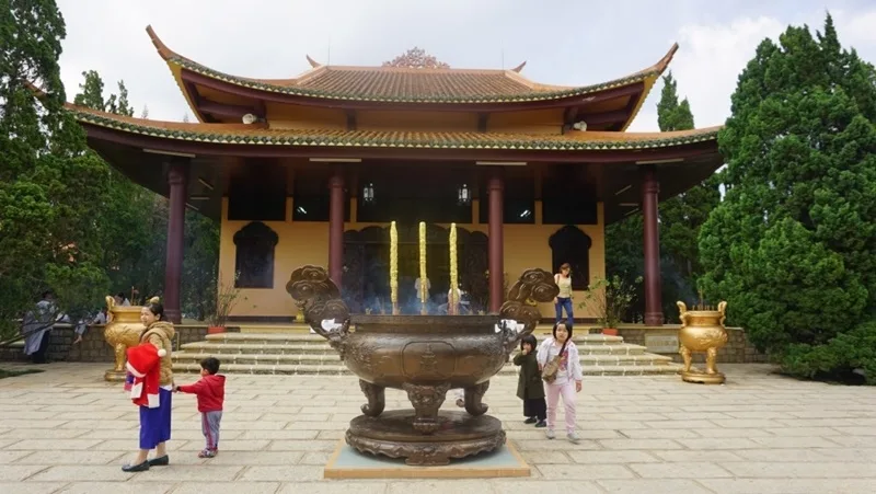 달랏 죽림사원 달랏 죽림사원